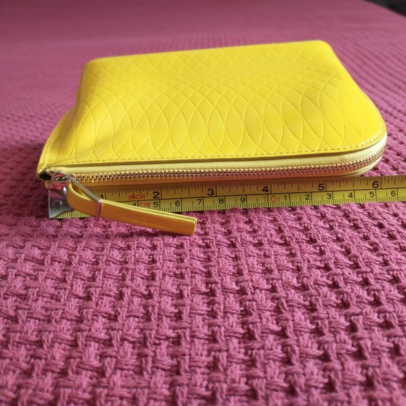 Paul Smith NWOT No 9 Women's Yellow Leather Cosmetic Bag Clutch with box - Picture 10 of 16